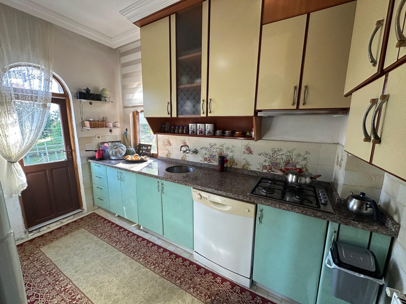 MABEL GAYRİMENKUL/DENİZLİ'DE ANA YOLA SIFIR SATILIK ARSA VE BİNA